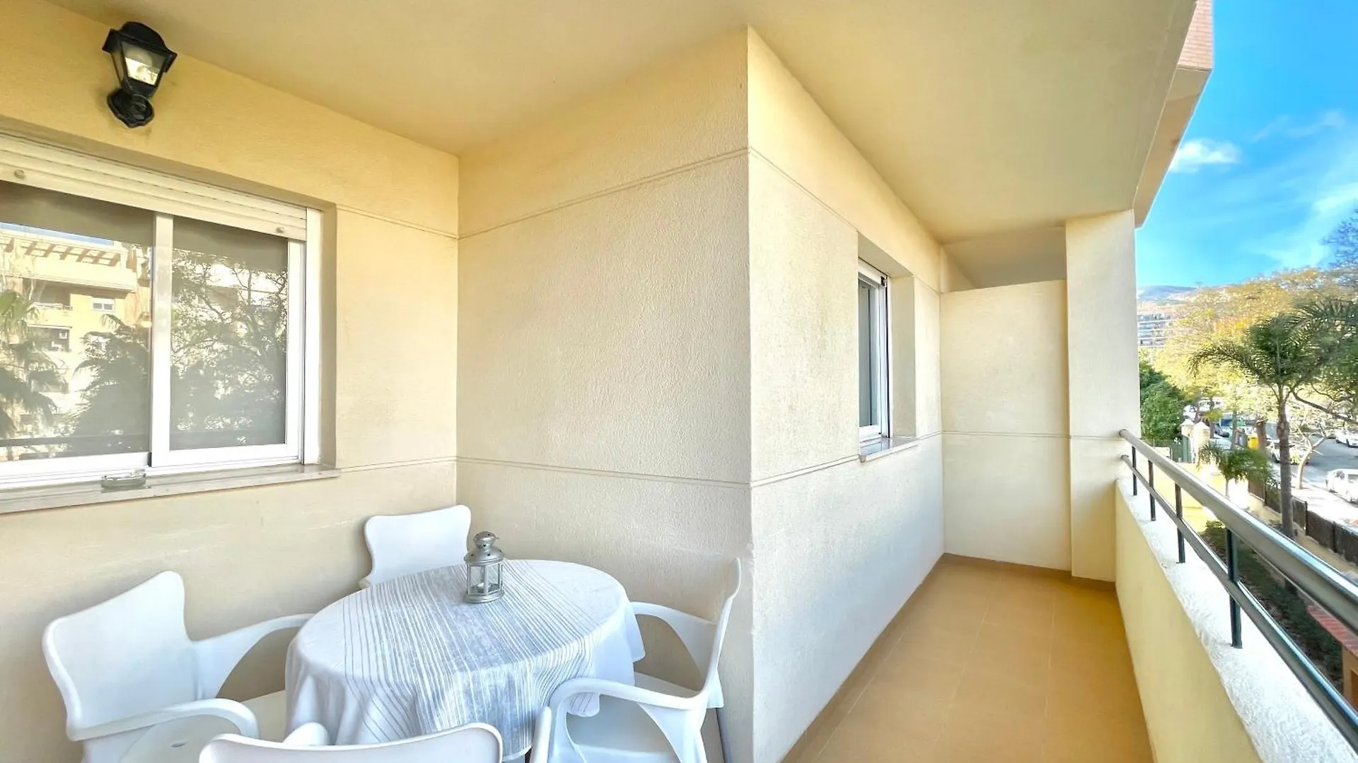 Lafrenchtouch - Amplio Apto Con Piscina Y Parking Apartment Torremolinos Spain