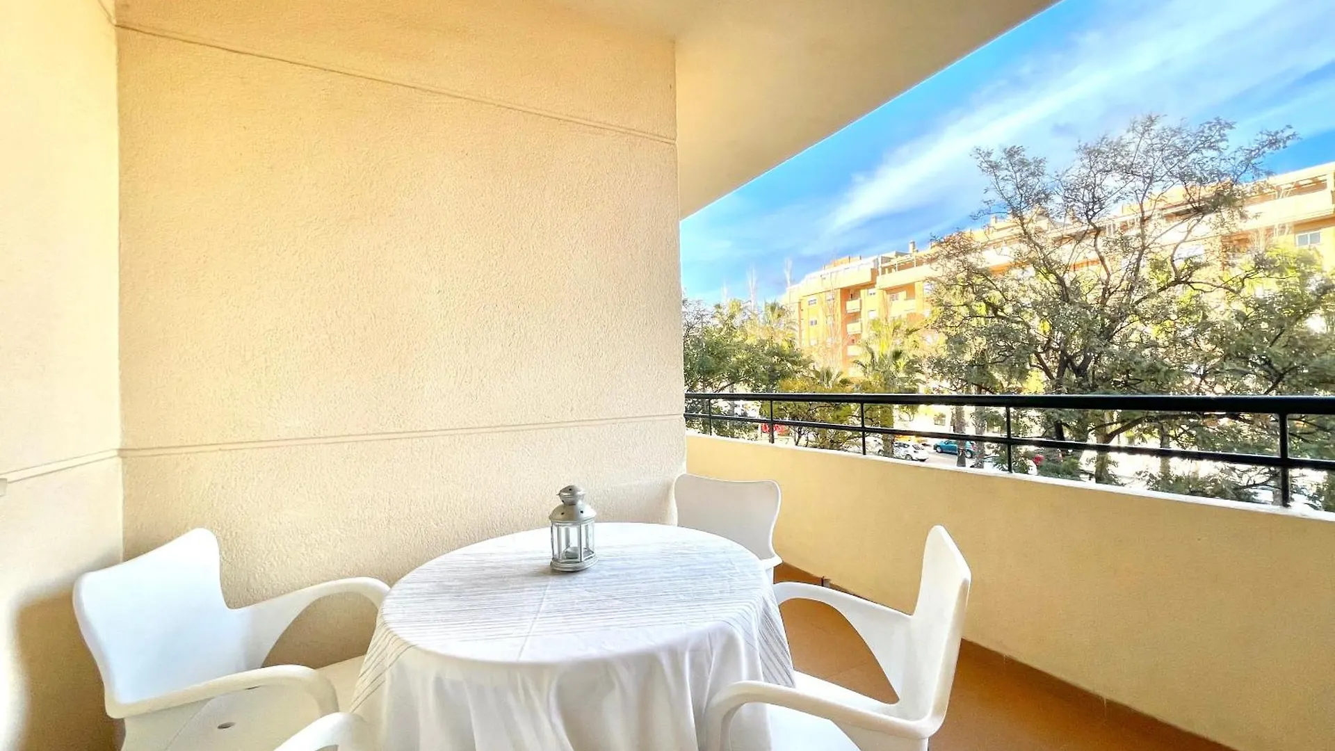 Lafrenchtouch - Amplio Apto Con Piscina Y Parking Apartment Torremolinos Spain
