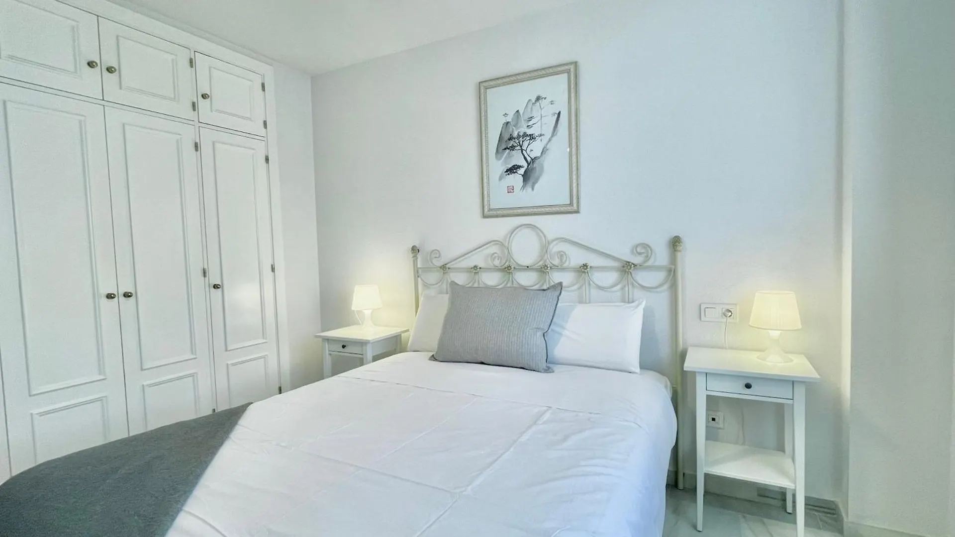 Lafrenchtouch - Amplio Apto Con Piscina Y Parking Apartment Torremolinos