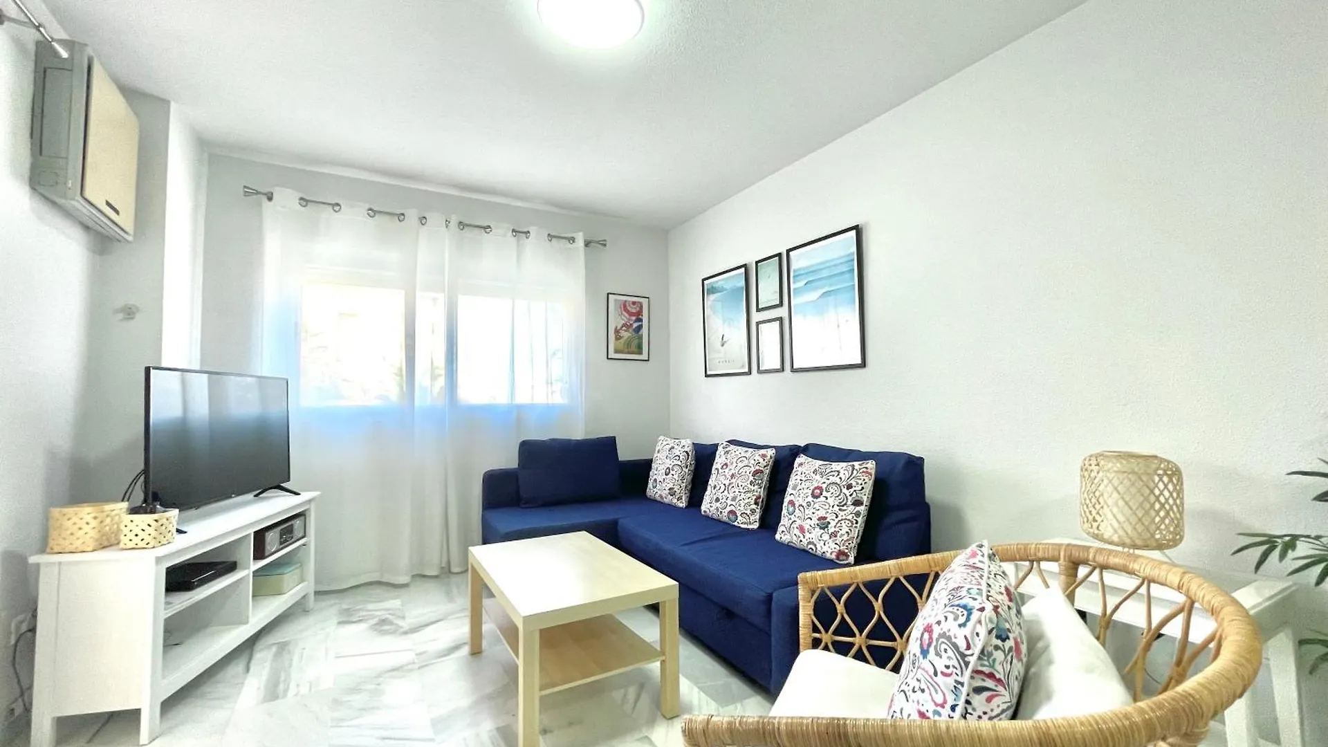 Lafrenchtouch - Amplio Apto Con Piscina Y Parking Apartment Torremolinos